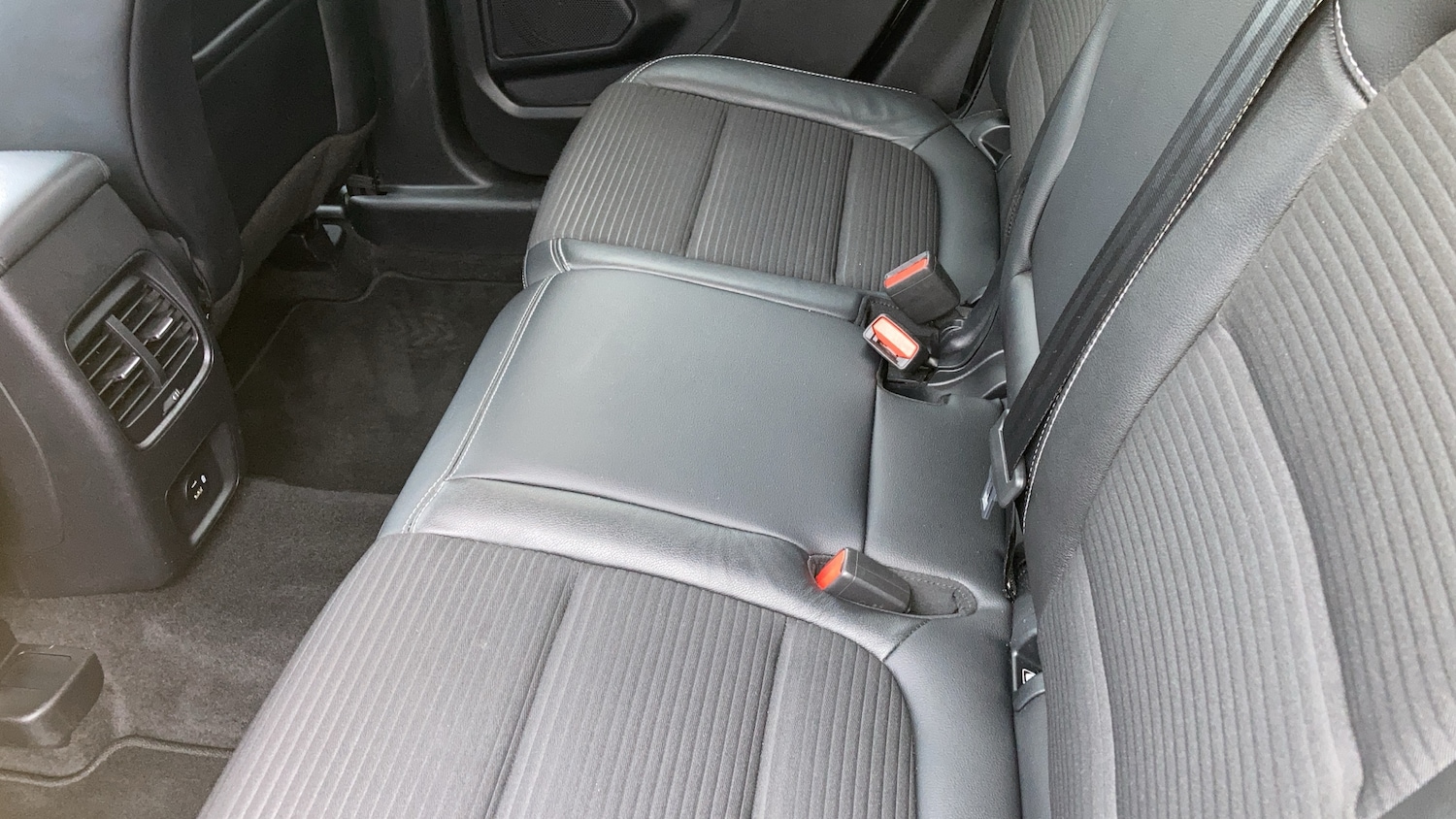 Used Ford Kuga 2021 for sale - 76517884: Photo 24