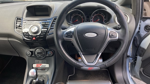 Used Ford Fiesta 2016 for sale - 76104631: Photo 15