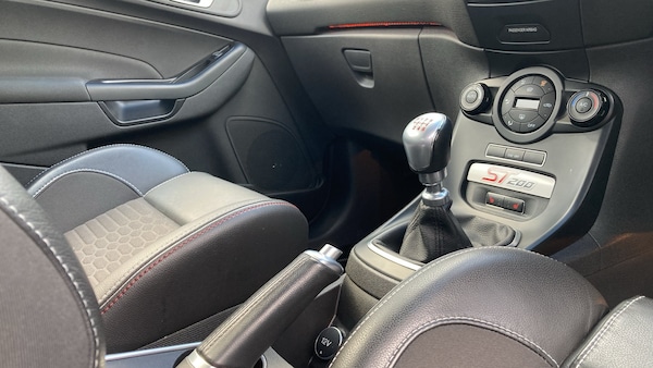 Used Ford Fiesta 2016 for sale - 76104631: Photo 18