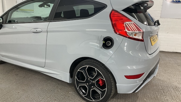 Used Ford Fiesta 2016 for sale - 76104631: Photo 42