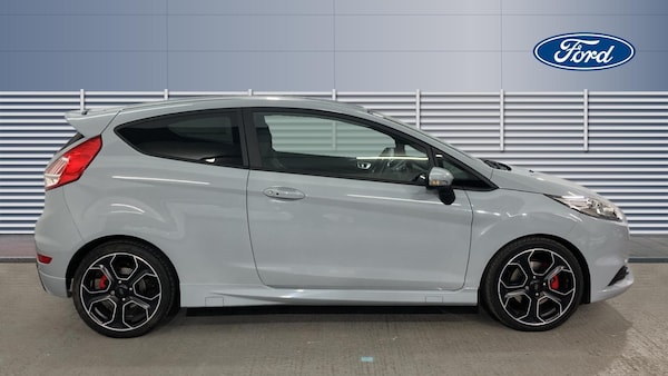 Used Ford Fiesta 2016 for sale - 76104631: Photo 4