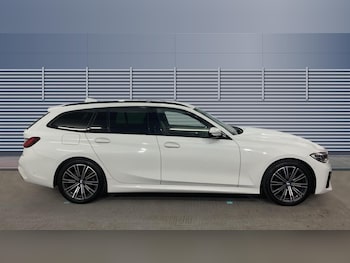 Used BMW 3 Series 2021 for sale - 75367330: Photo
