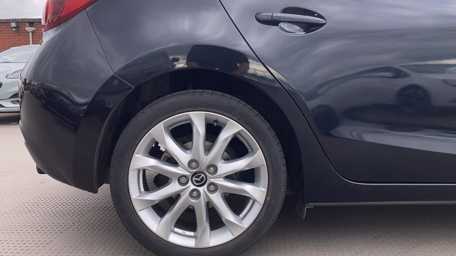 Used Mazda Mazda3 2015 for sale - 76089002: Photo 31