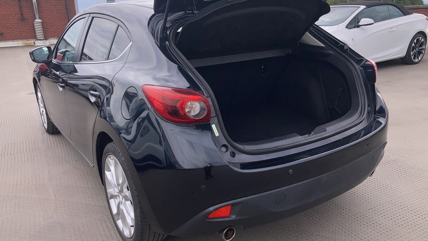 Used Mazda Mazda3 2015 for sale - 76089002: Photo 40