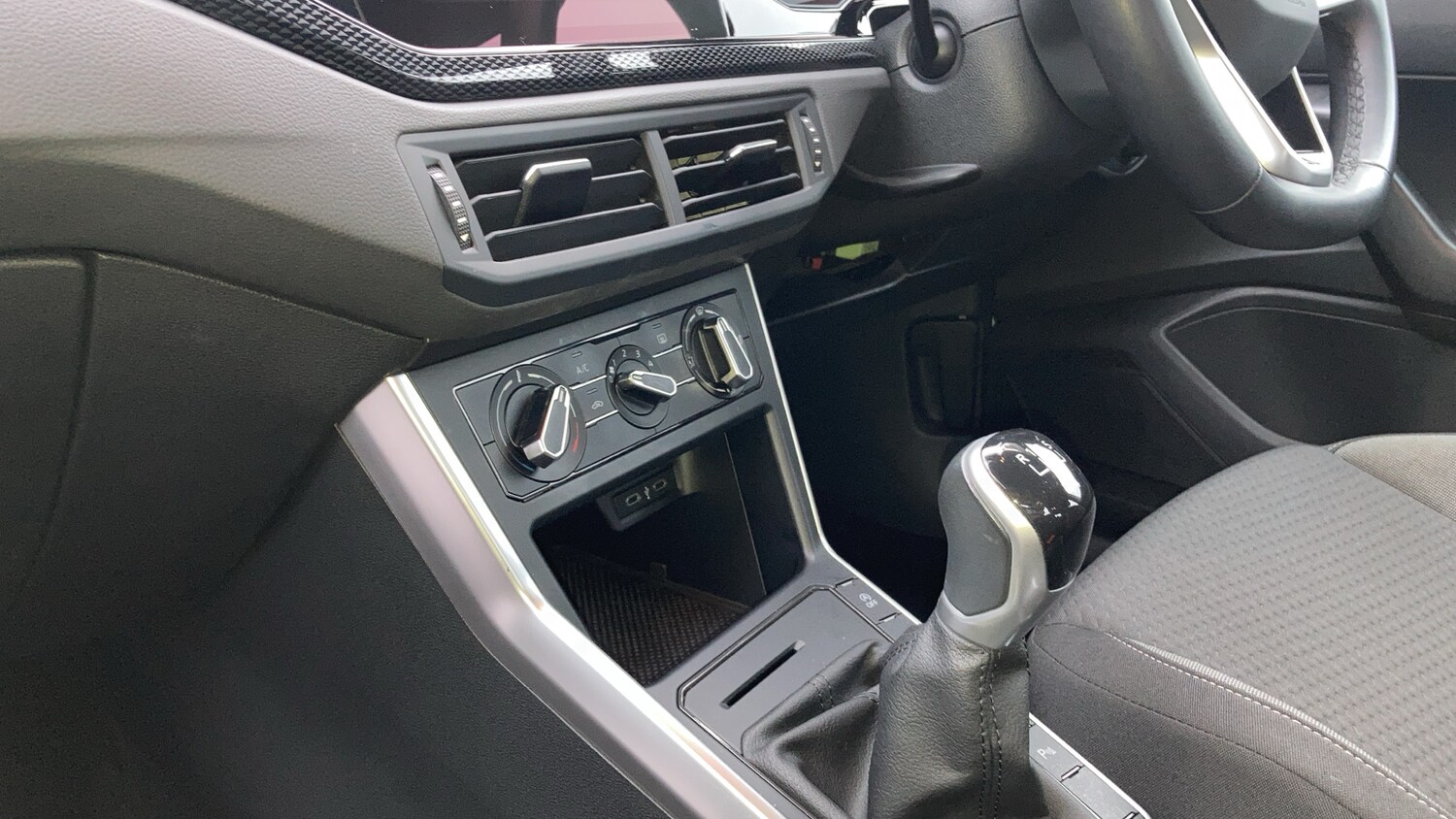 Used Volkswagen Polo 2022 for sale - 76232237: Photo 14