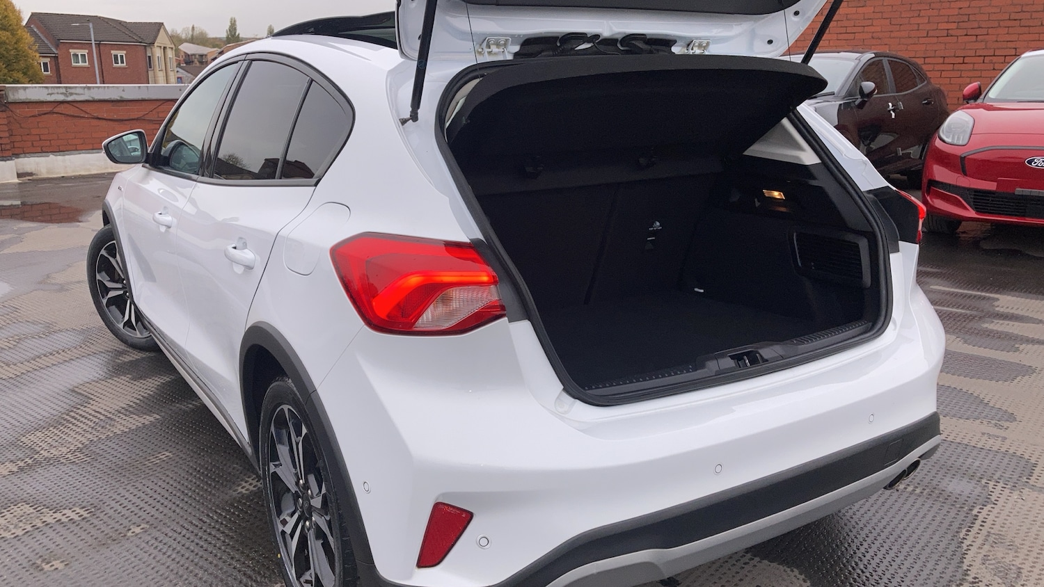 Used Ford Focus 2019 for sale - 76430743: Photo 40