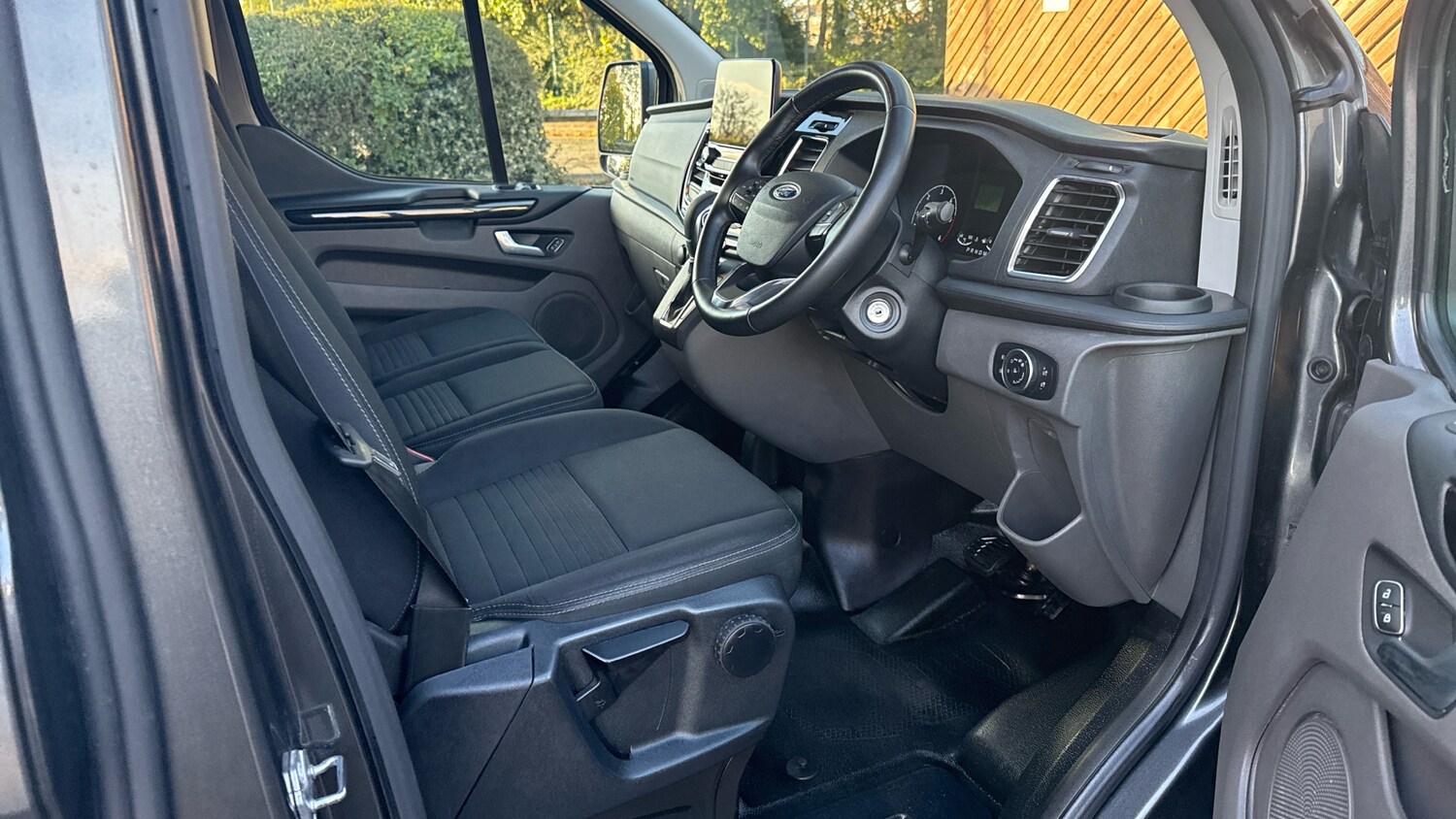 Used Ford Transit Custom 2023 for sale - 76412375: Photo 4