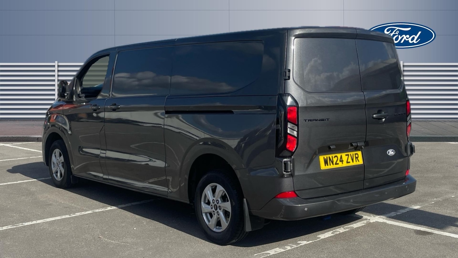 Used Ford Transit Custom 2024 for sale - 76075737: Photo 2