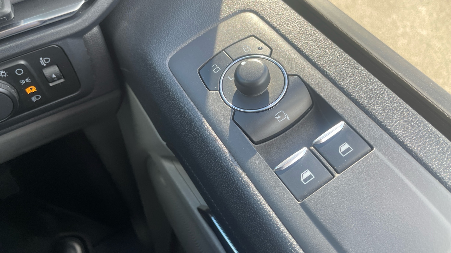 Used Ford Transit Custom 2024 for sale - 76075737: Photo 23