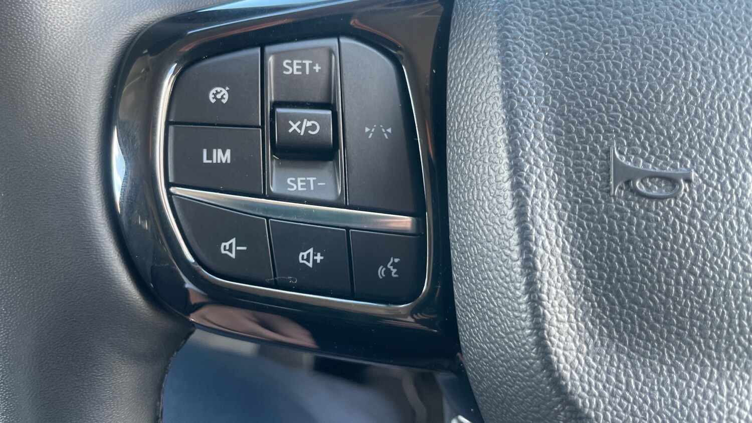 Used Ford Transit Custom 2024 for sale - 76075737: Photo 8