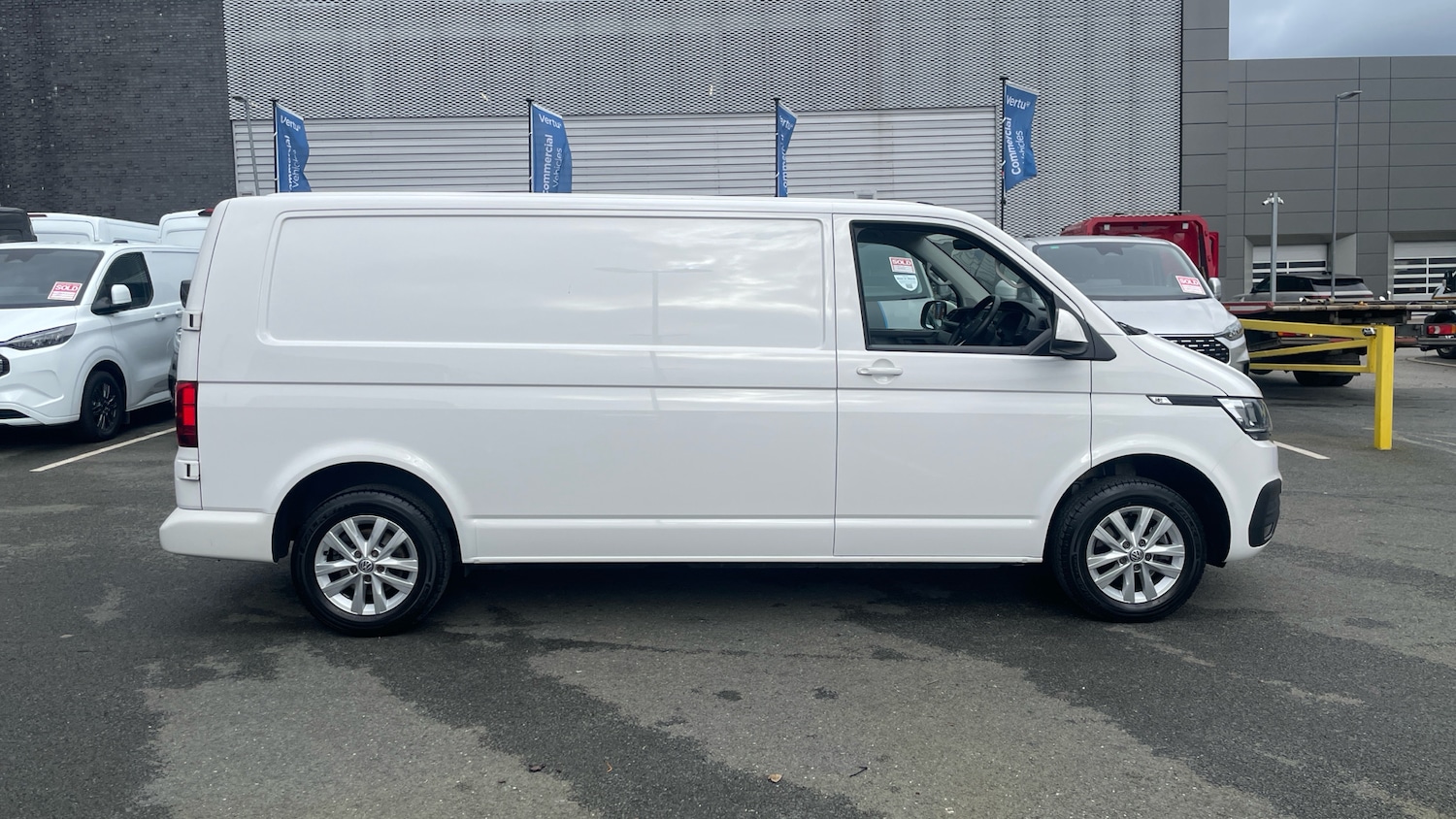 Used Volkswagen Transporter 2024 for sale - 77718485: Photo 23