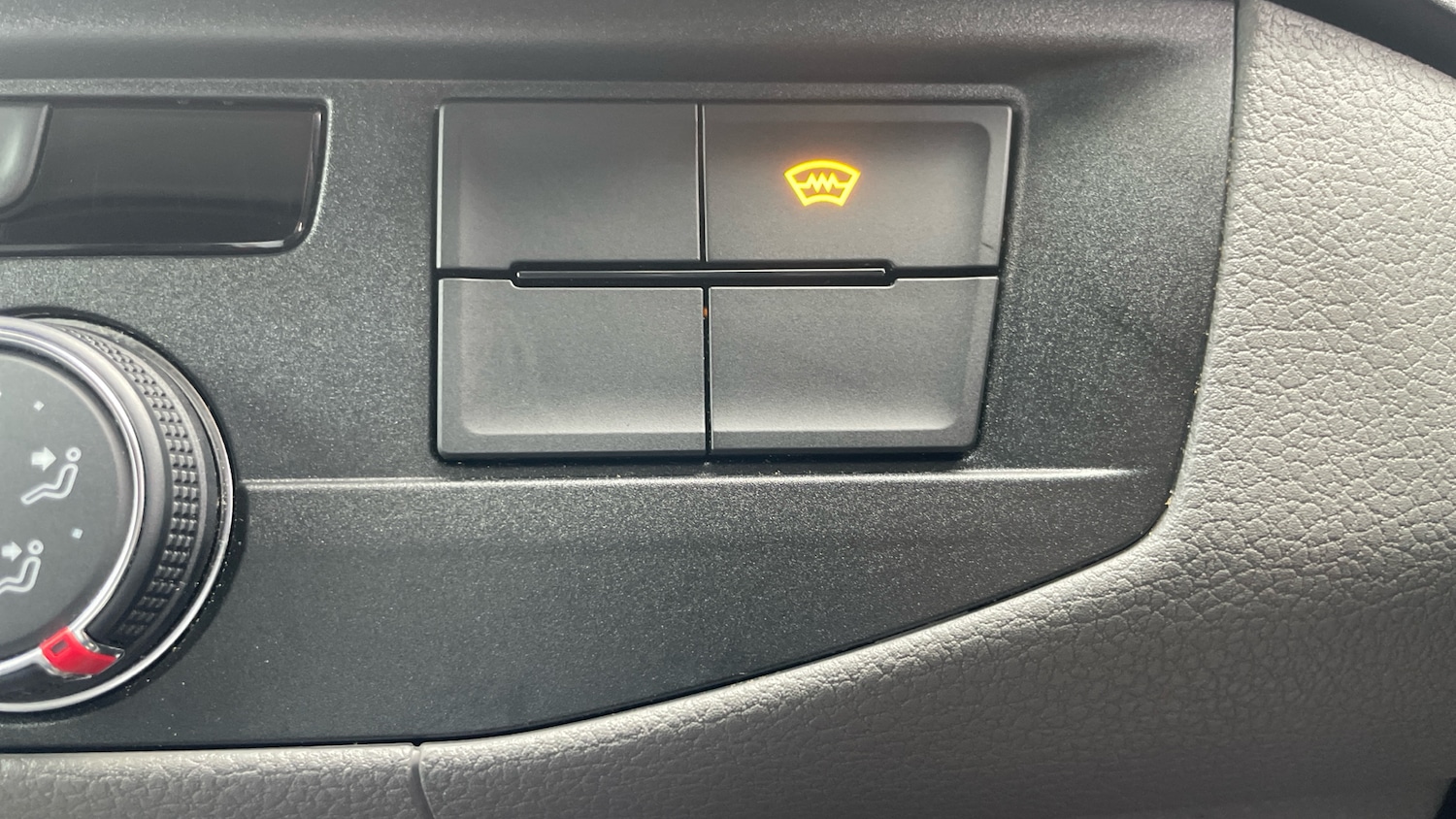 Used Volkswagen Transporter 2024 for sale - 77718485: Photo 33