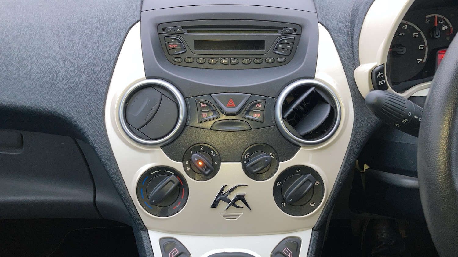 Used Ford Ka 2014 for sale - 76980727: Photo 16