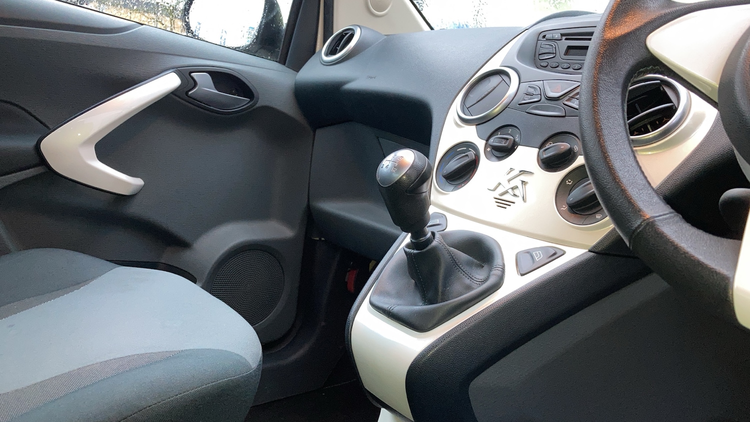 Used Ford Ka 2014 for sale - 76980727: Photo 17