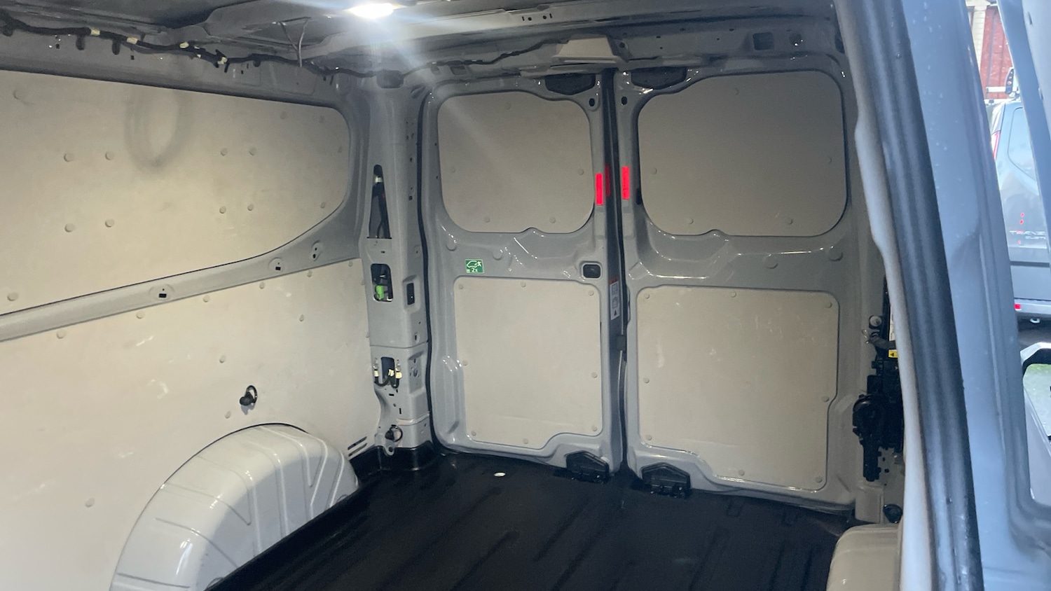 Used Ford Transit Custom 2024 for sale - 77245425: Photo 14