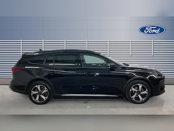 Used Ford Focus 2023 for sale - 77641249: Photo