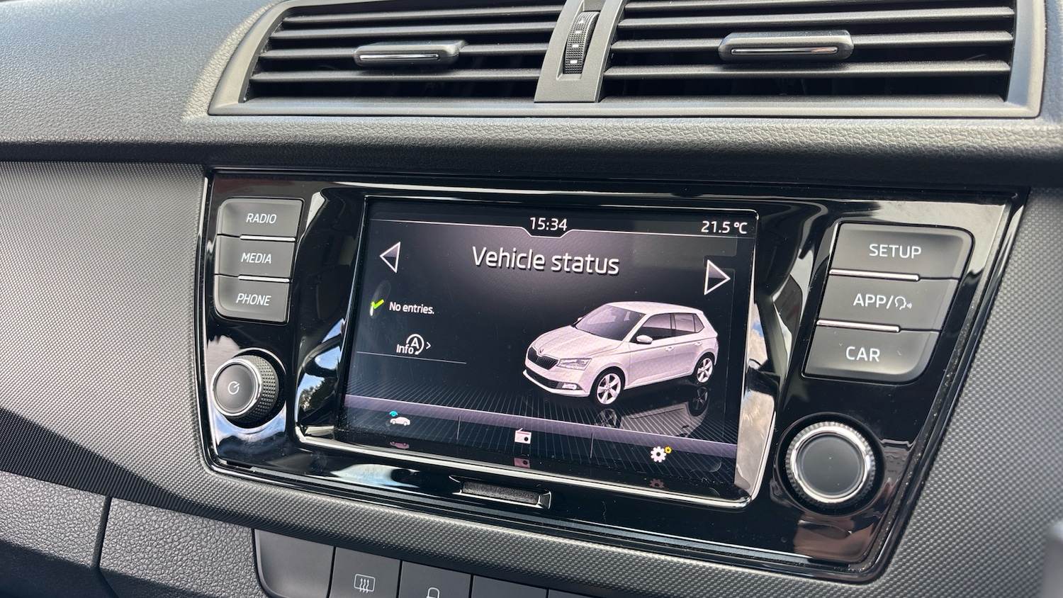 Used Skoda Fabia 2020 for sale - 76777188: Photo 32