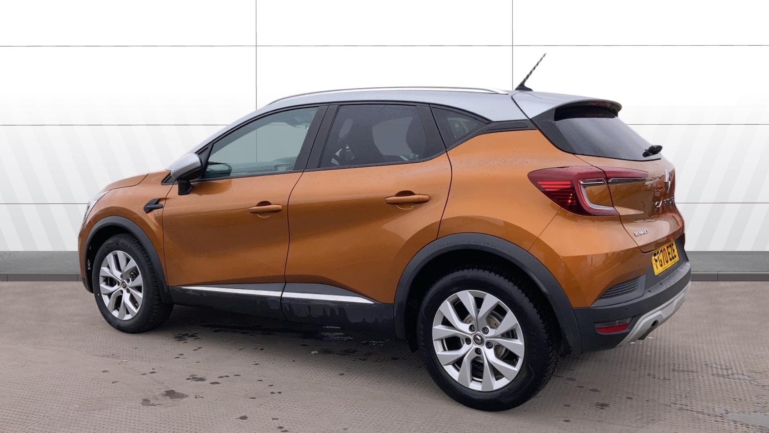 Used Renault Captur 2020 for sale - 77078965: Photo 2