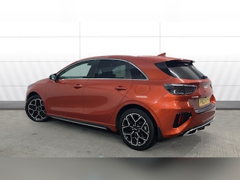 Used Kia Ceed 2023 for sale - 77136802: Photo