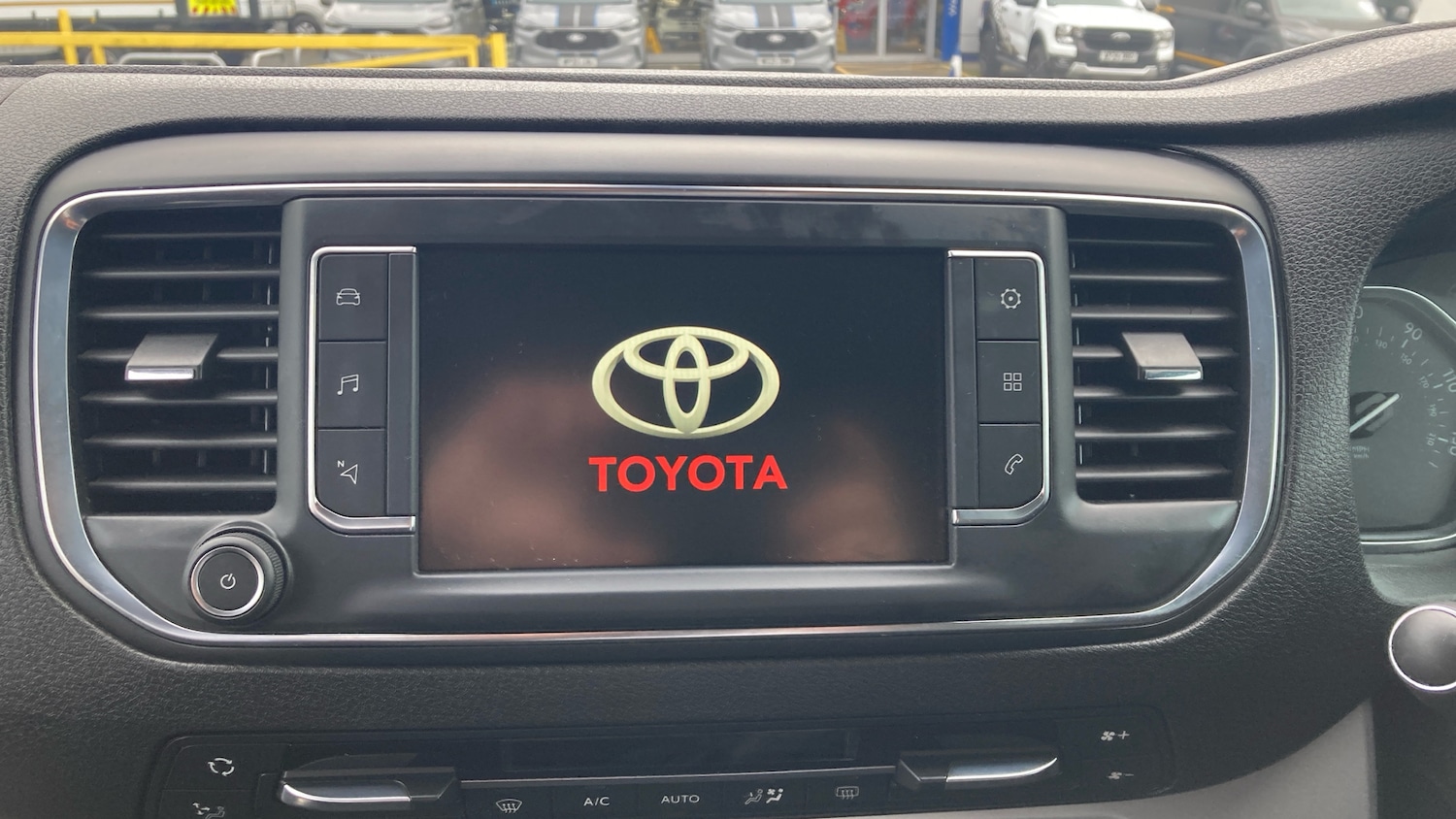 Used Toyota PROACE CITY Verso 2018 for sale - 77766201: Photo 12