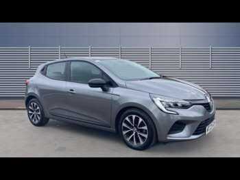 2023 (23) - 1.0 TCe 90 Evolution 5dr Petrol Hatchback