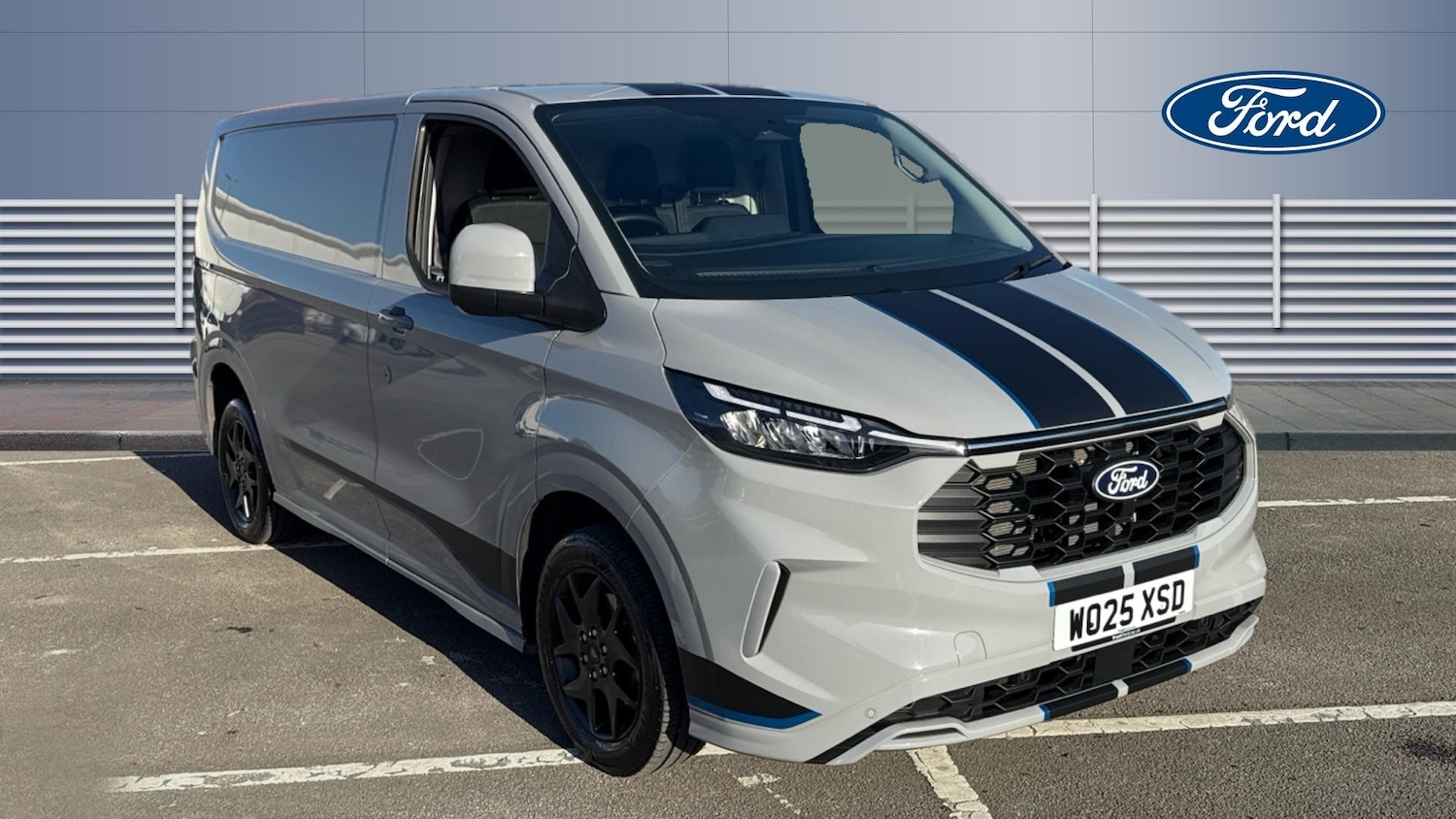 Used Ford Transit Custom 2025 for sale - 76766839: Photo 1