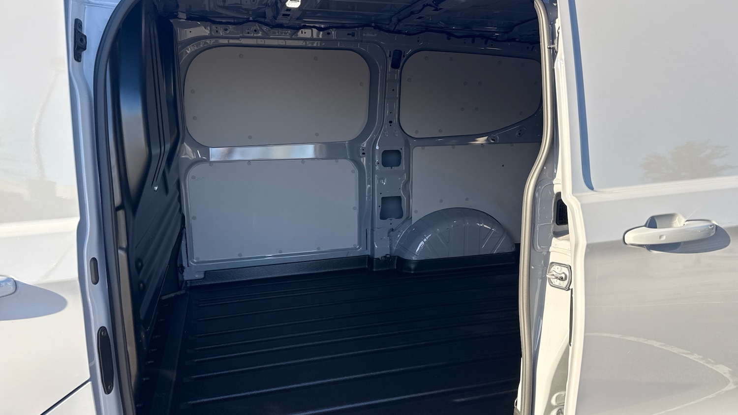 Used Ford Transit Custom 2025 for sale - 76766839: Photo 12