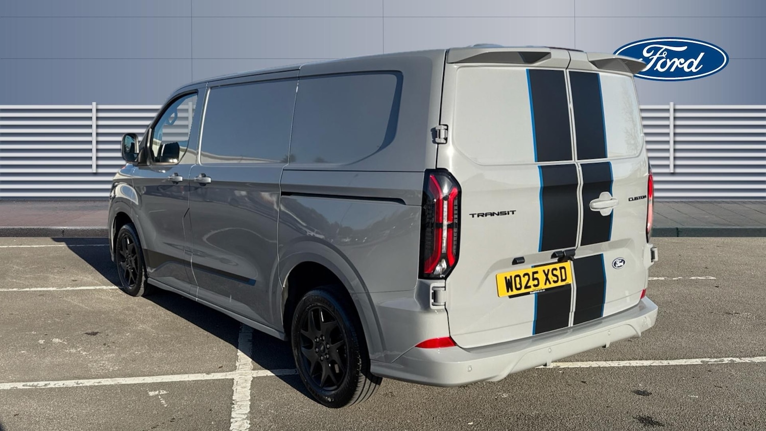 Used Ford Transit Custom 2025 for sale - 76766839: Photo 2