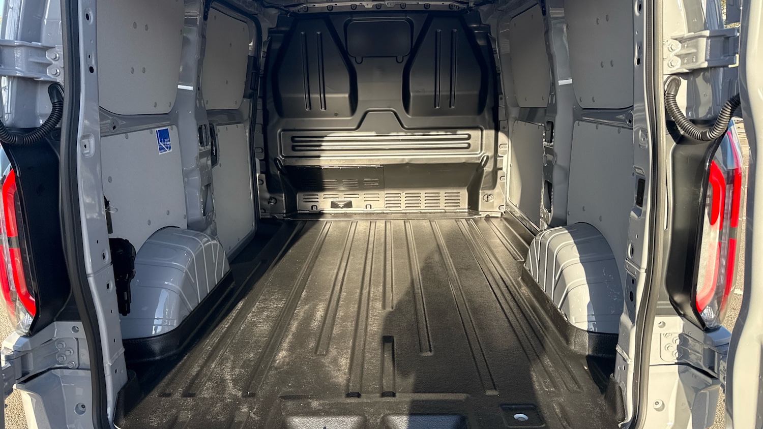 Used Ford Transit Custom 2025 for sale - 76766839: Photo 21