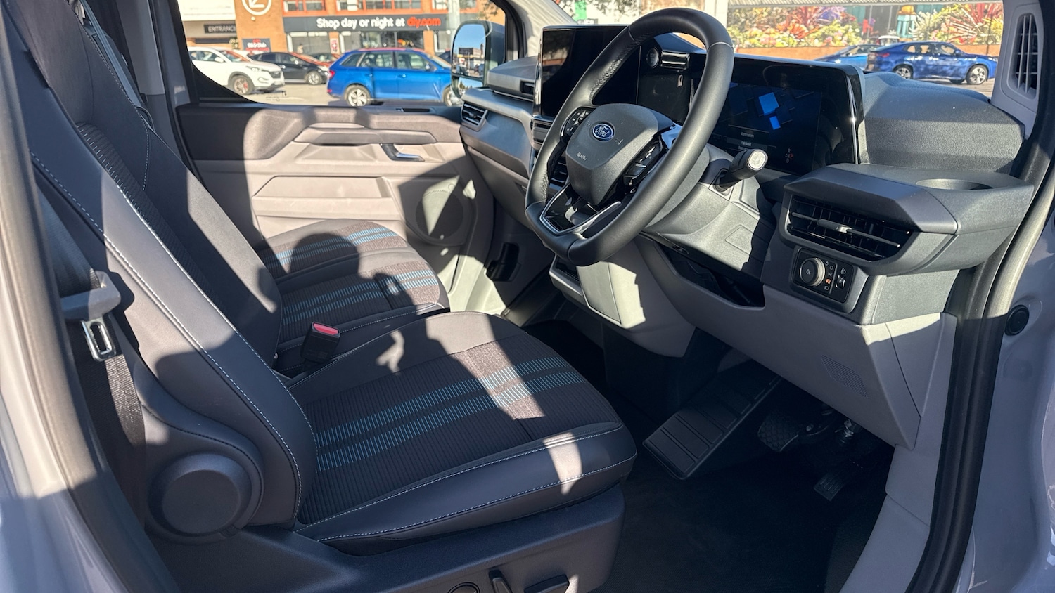 Used Ford Transit Custom 2025 for sale - 76766839: Photo 4