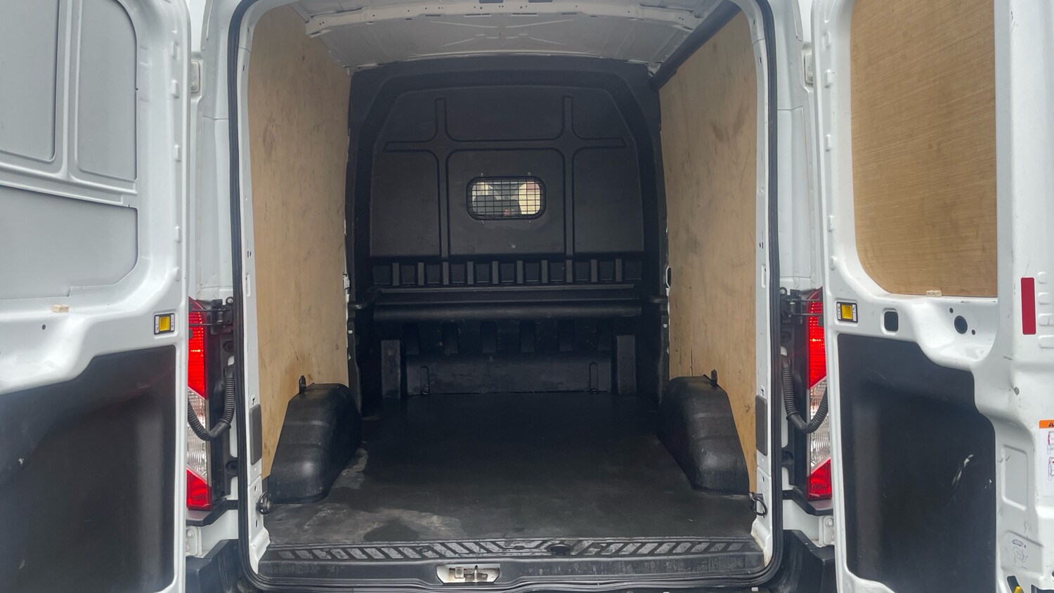Used Ford Transit 2024 for sale - 77423230: Photo 25