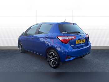 Used Toyota Yaris 2018 for sale - 79251403: Photo
