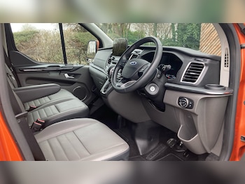 Used Ford Tourneo Custom 2023 for sale - 77953859: Photo