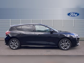 Used Ford Focus 2023 for sale - 78858415: Photo