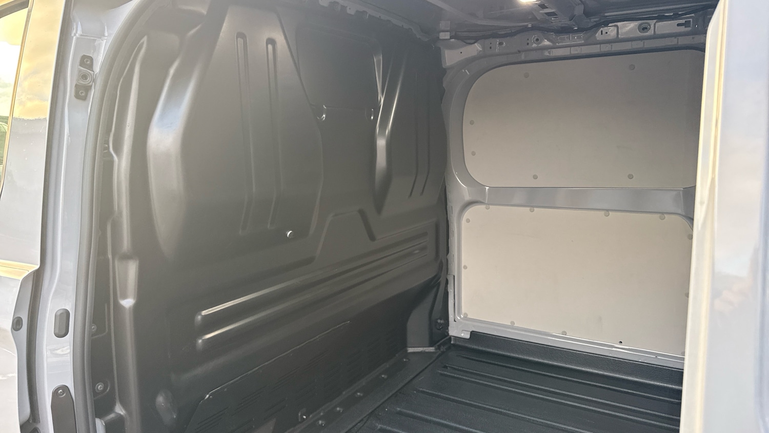 Used Ford Transit Custom 2025 for sale - 76879250: Photo 18