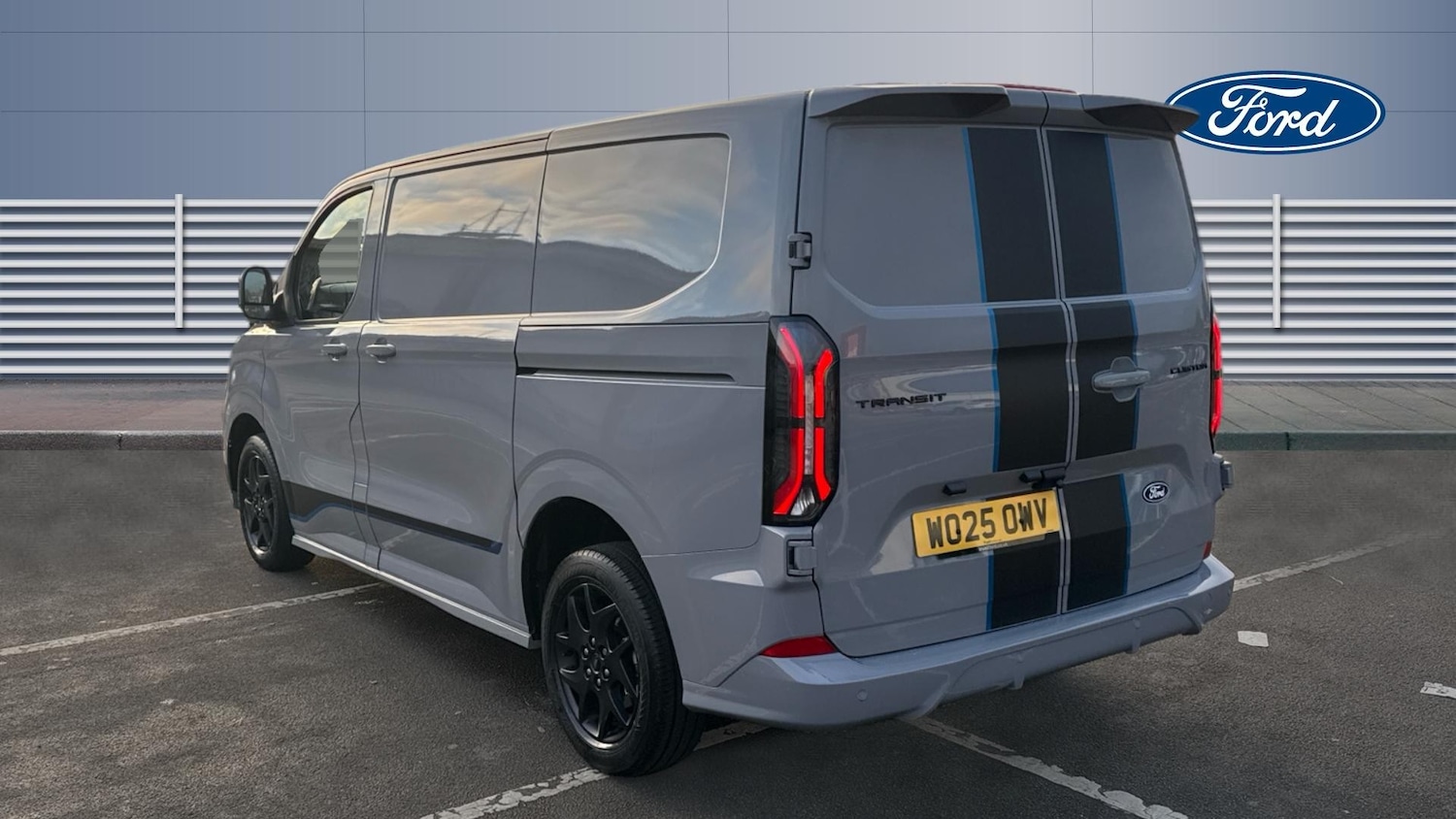 Used Ford Transit Custom 2025 for sale - 76879250: Photo 2
