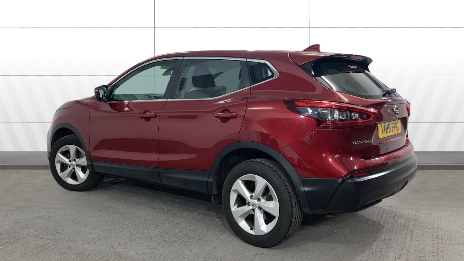 Used Nissan Qashqai 2019 for sale - 77136073: Photo 2