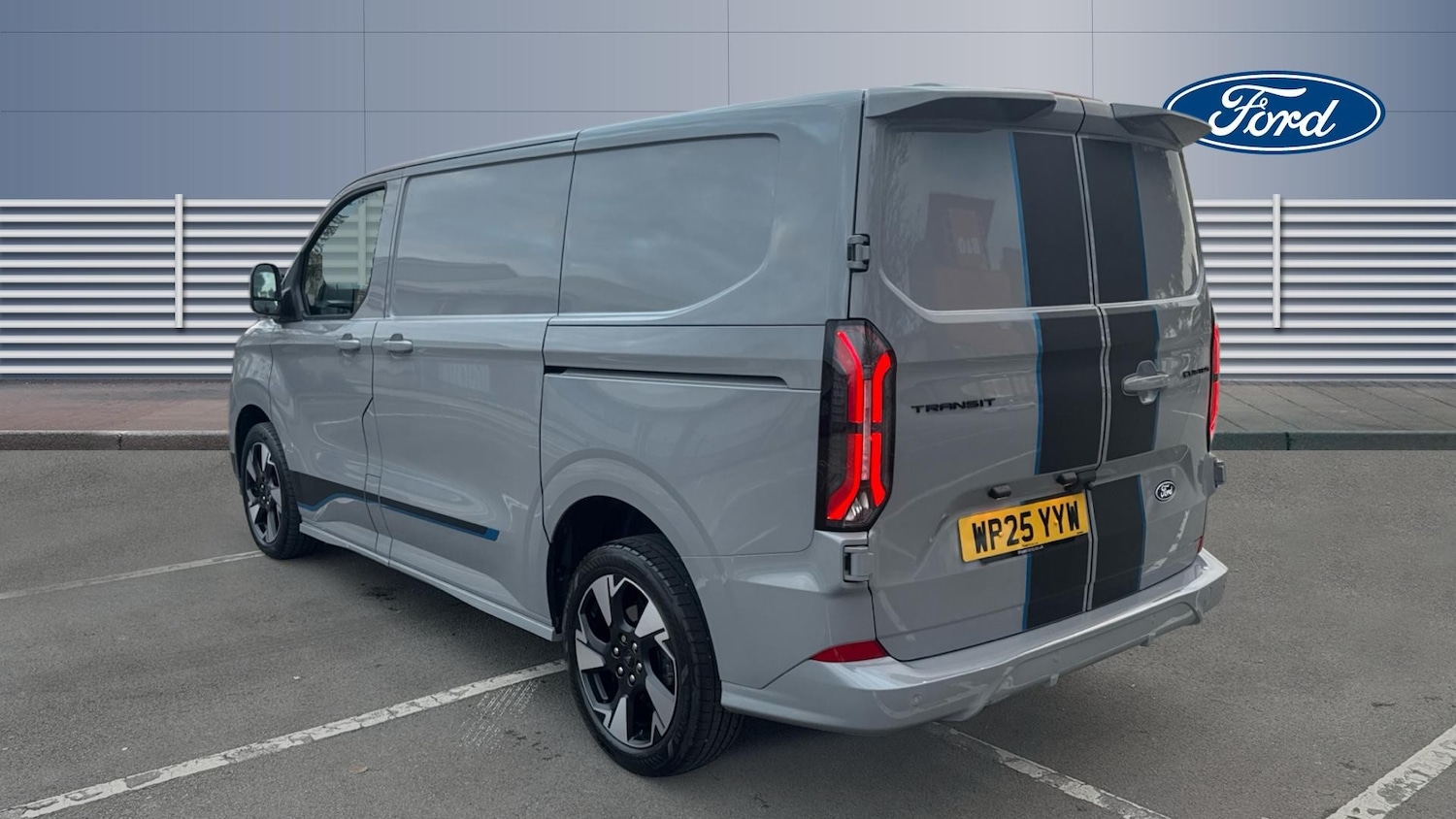 Used Ford Transit Custom 2025 for sale - 77077798: Photo 2