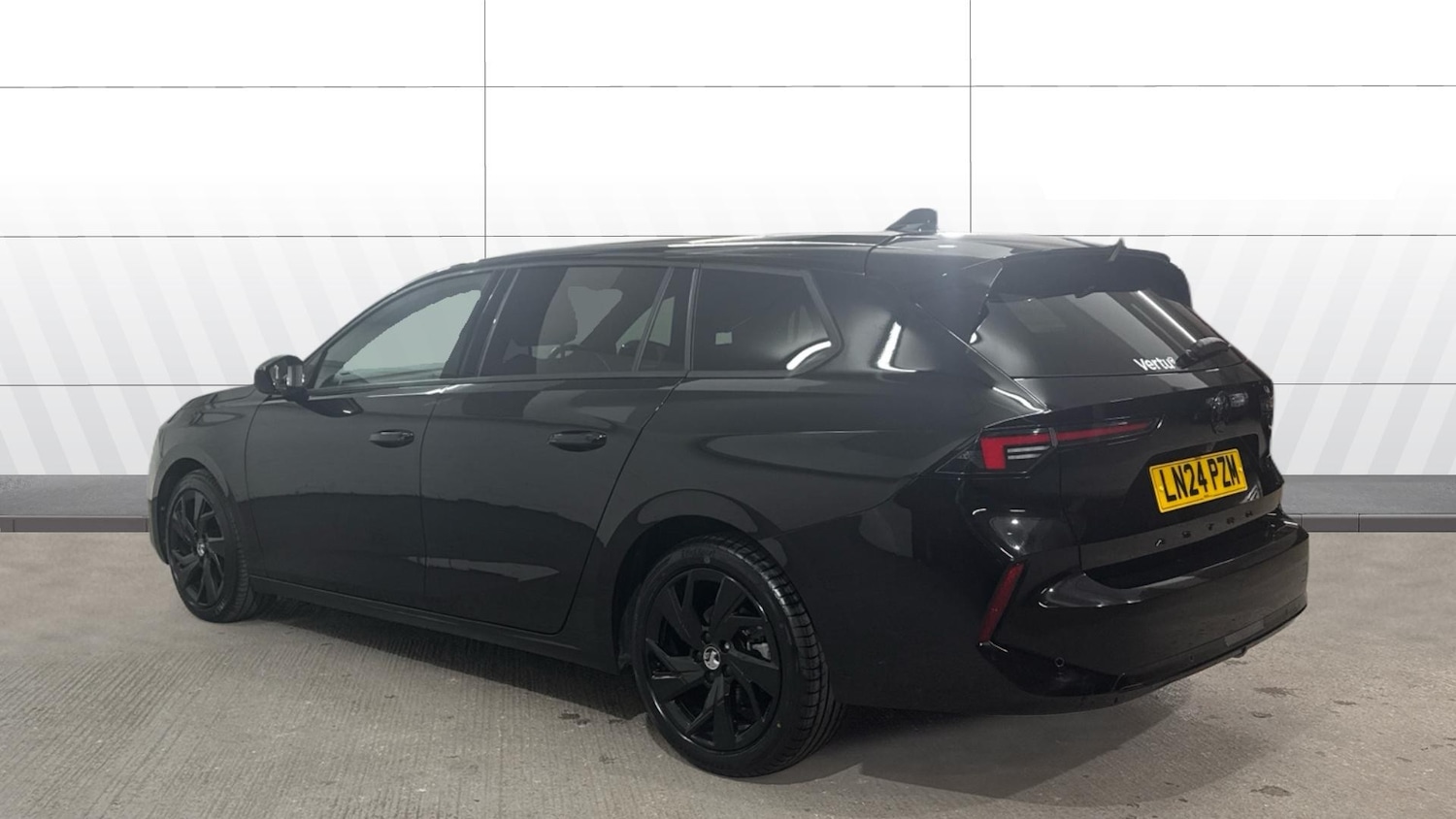 Used Vauxhall Astra 2024 for sale - 77761734: Photo 2