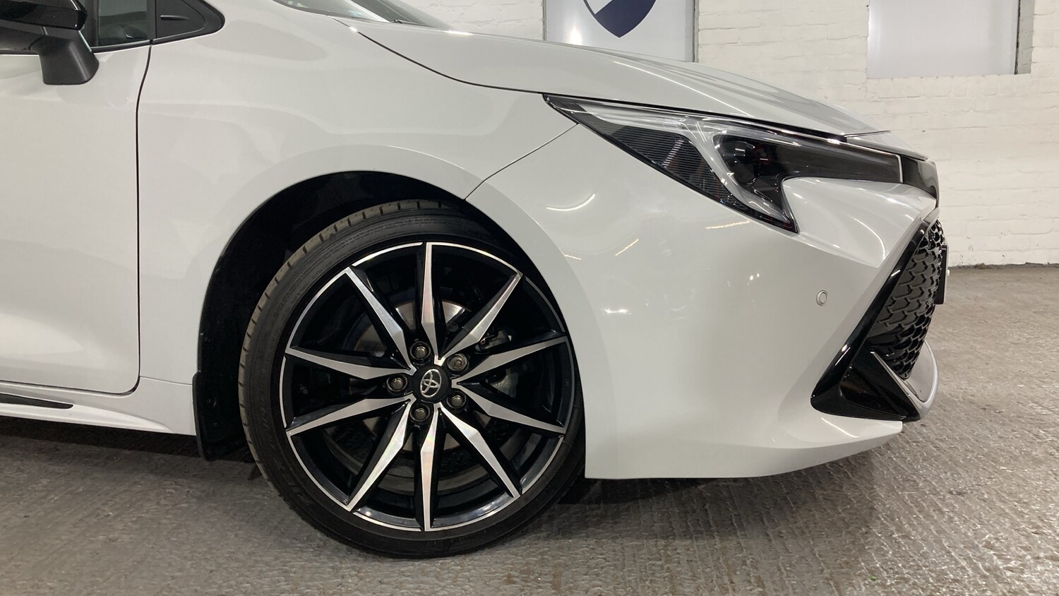 Used Toyota Corolla 2023 for sale - 76384242: Photo 34