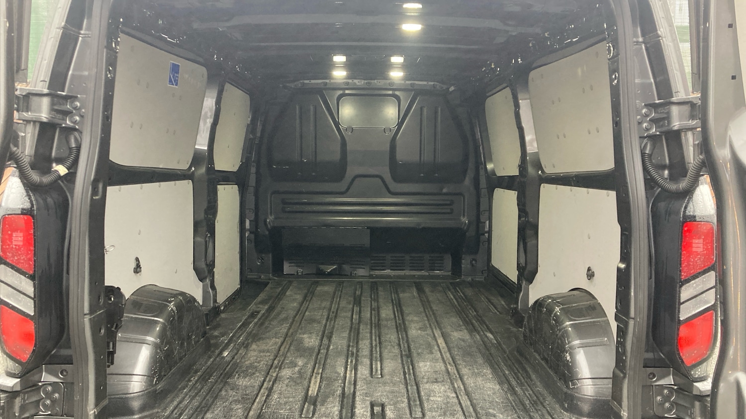 Used Ford Transit Custom 2024 for sale - 77248538: Photo 25