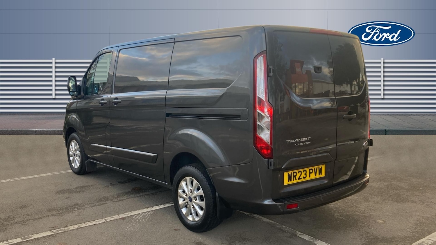 Used Ford Transit Custom 2023 for sale - 76577070: Photo 2