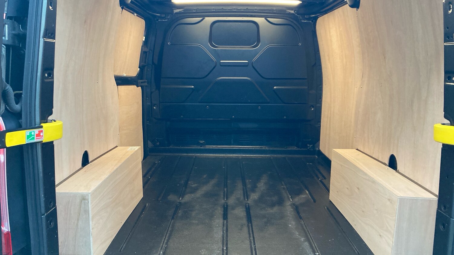 Used Ford Transit Custom 2023 for sale - 76577070: Photo 31