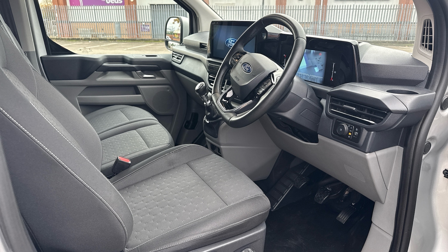 Used Ford Transit Custom 2024 for sale - 76559872: Photo 4