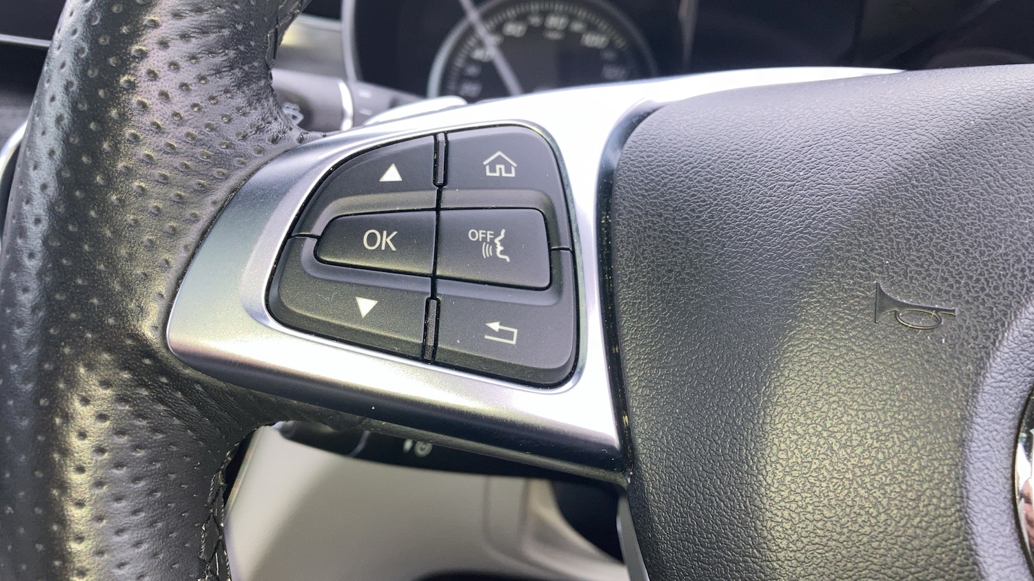 Used Mercedes-Benz C Class 2018 for sale - 76492072: Photo 20