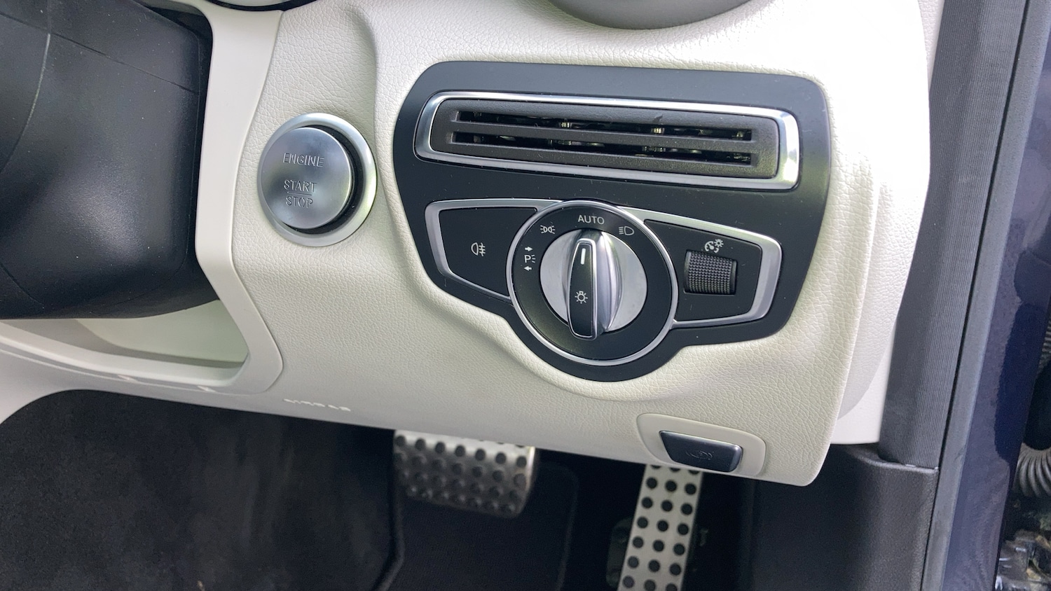 Used Mercedes-Benz C Class 2018 for sale - 76492072: Photo 23