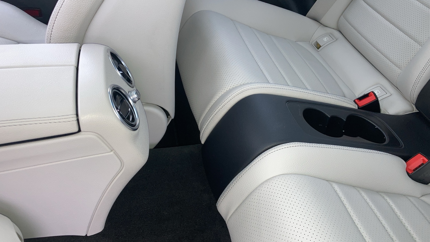 Used Mercedes-Benz C Class 2018 for sale - 76492072: Photo 28