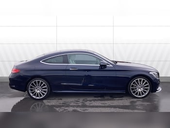 Used Mercedes-Benz C Class 2018 for sale - 76492072: Photo