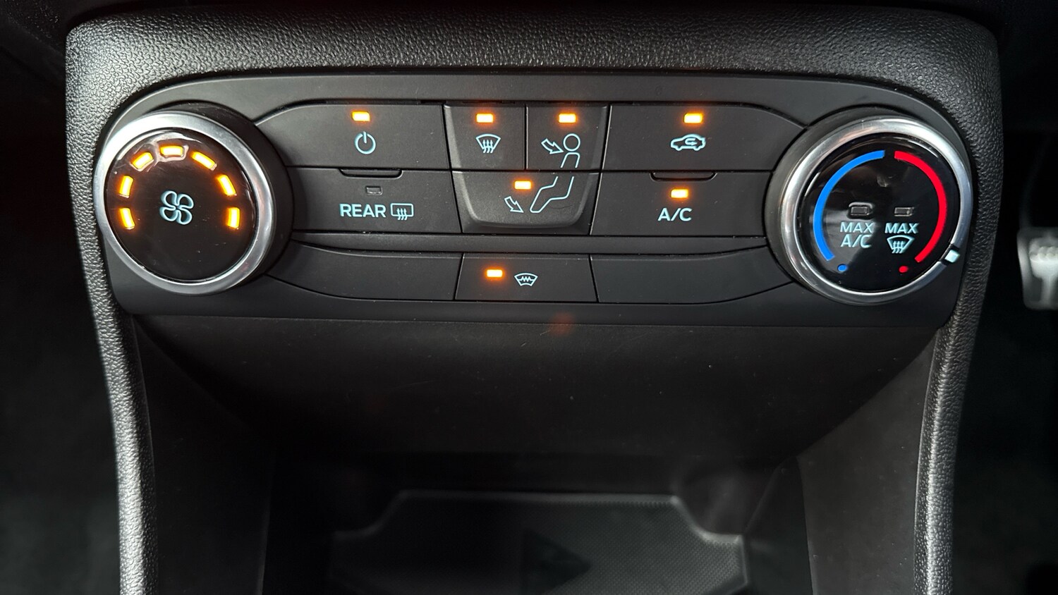 Used Ford Fiesta 2018 for sale - 78040178: Photo 19