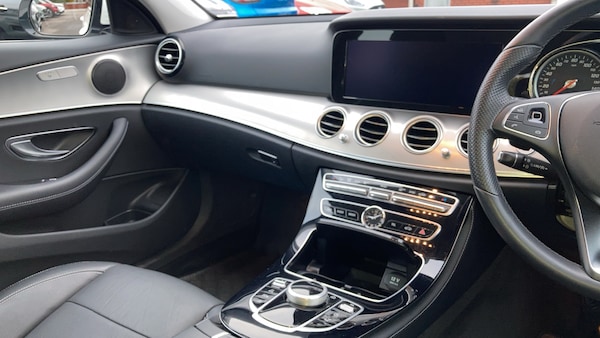Used Mercedes-Benz E-Class 2018 for sale - 76233052: Photo 22